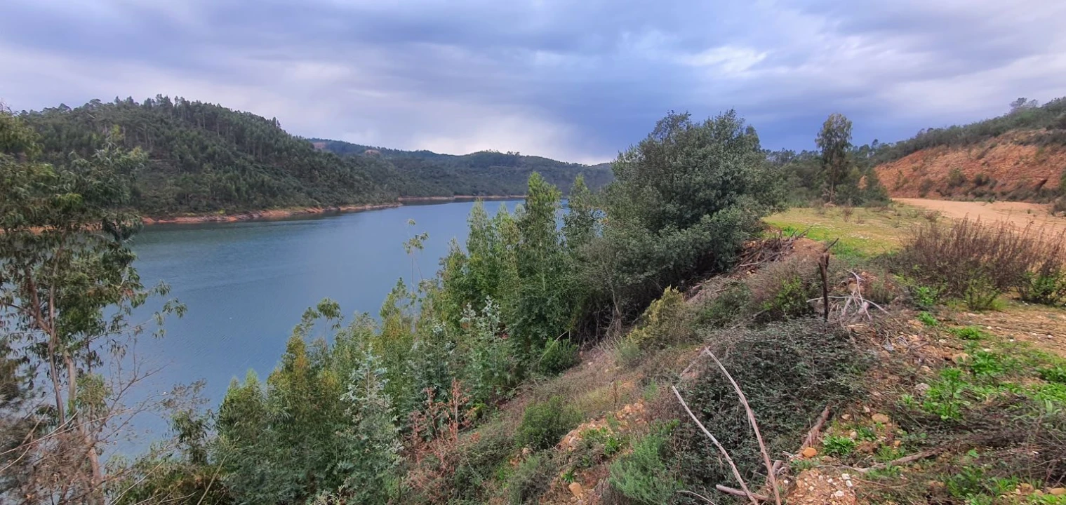 Terreno para Venda em Vila de Rei Foto 5