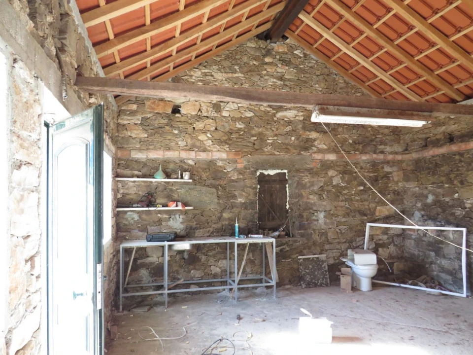 Quinta T0 para Venda em Beco Foto 17