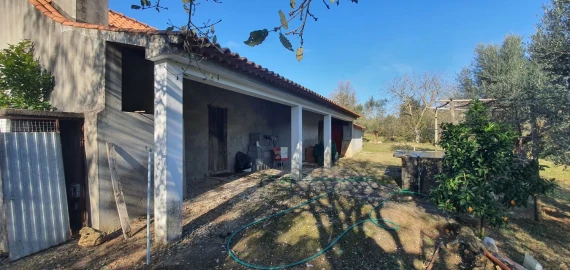 Moradia T2 para Venda em Areias e Pias