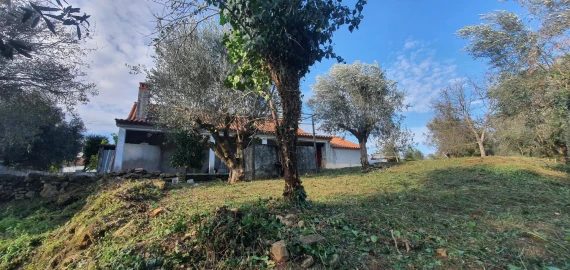 Moradia T2 para Venda em Areias e Pias