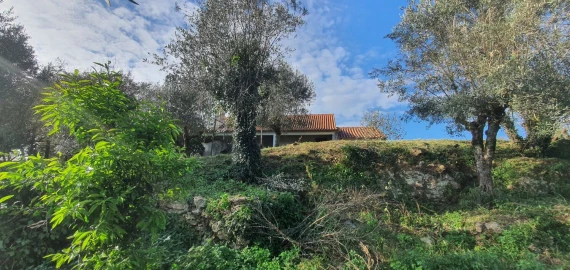 Moradia T2 para Venda em Areias e Pias