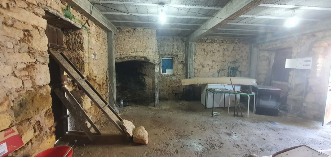 Moradia T2 para Venda em Areias e Pias Foto 47