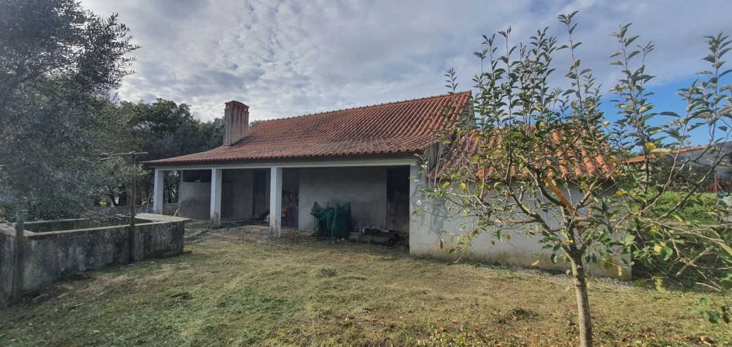 Moradia T2 para Venda em Areias e Pias Foto 12