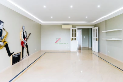 Apartamento T3 para Venda em Cascais e Estoril