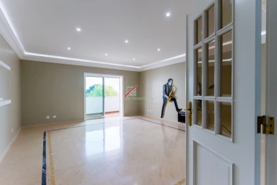 Apartamento T3 para Venda em Cascais e Estoril