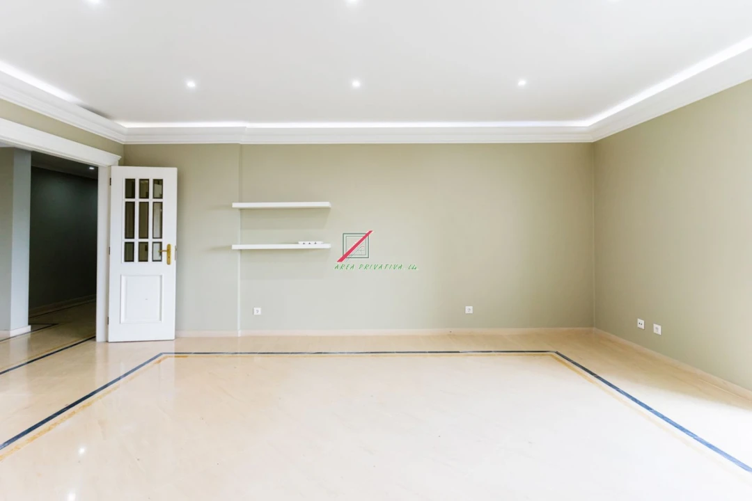 Apartamento T3 para Venda em Cascais e Estoril Foto 65