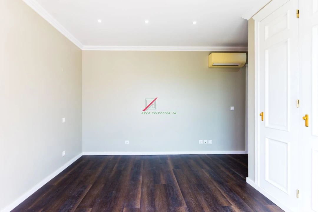 Apartamento T3 para Venda em Cascais e Estoril Foto 47