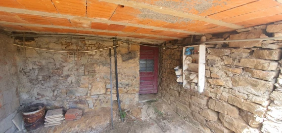 Moradia T2 para Venda em Carvoeiro