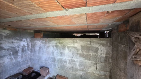 Moradia T2 para Venda em Areias e Pias