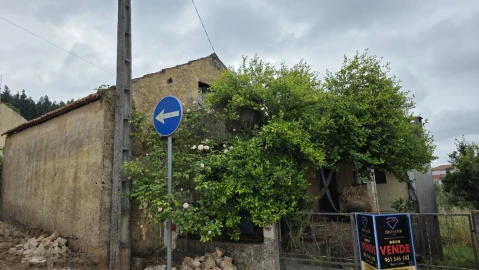 Moradia T2 para Venda em Areias e Pias