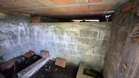 Moradia T2 para Venda em Areias e Pias