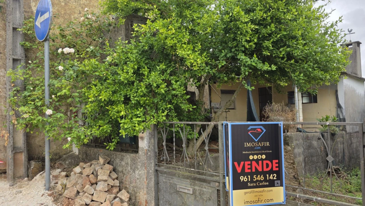 Moradia T2 para Venda em Areias e Pias Foto 40