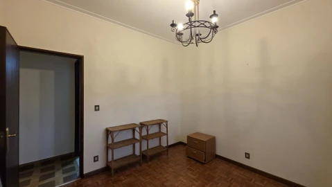 Moradia T4 para Venda em Olalhas