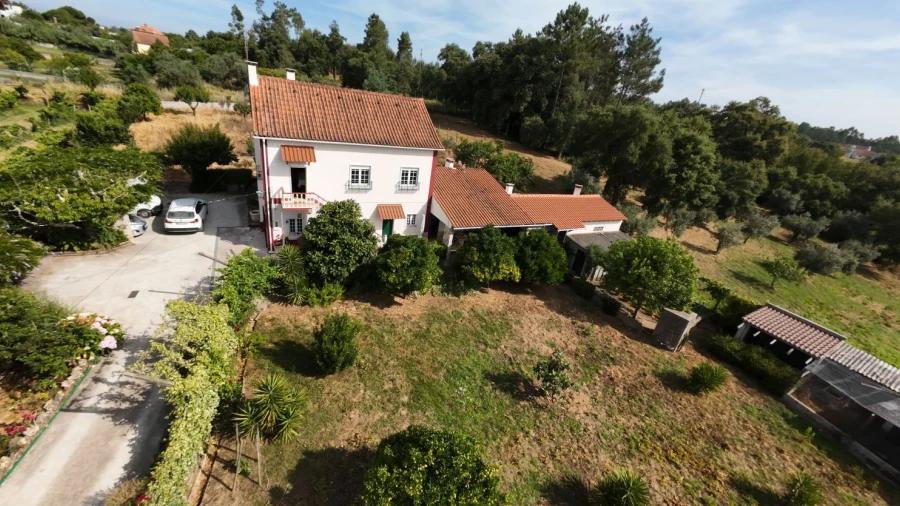 Moradia T4 para Venda em Olalhas