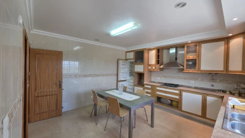 Moradia T3 para Venda em Martinchel