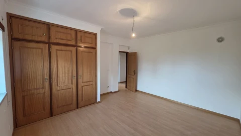 Moradia T3 para Venda em Martinchel