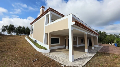 Moradia T3 para Venda em Martinchel