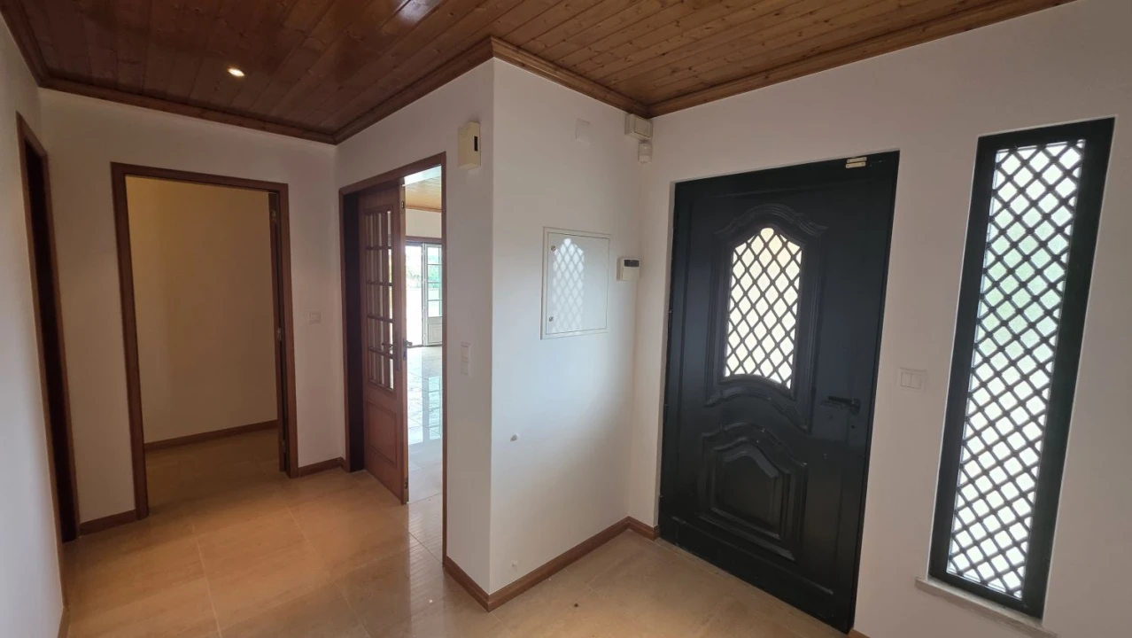 Moradia T3 para Venda em Martinchel Foto 18