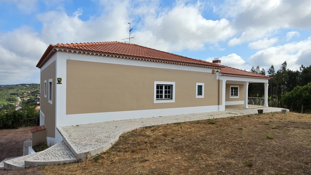 Moradia T3 para Venda em Martinchel Foto 6