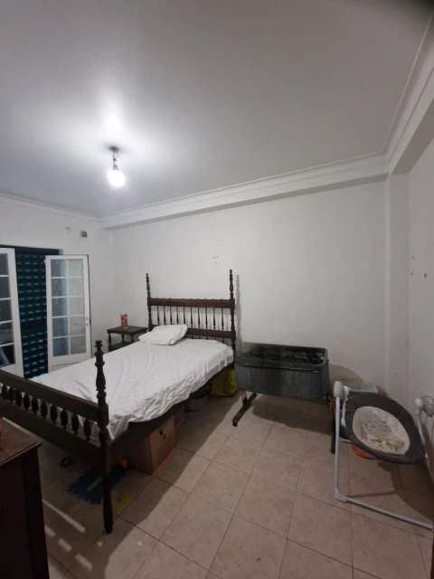 Moradia T4 para Venda em Serra e Junceira