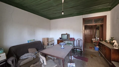 Moradia T3 para Venda em Ferreira do Zezere