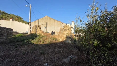 Moradia T3 para Venda em Ferreira do Zezere