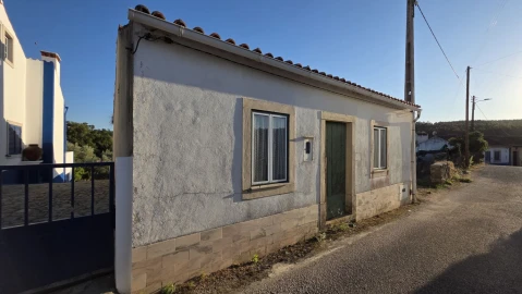 Moradia T3 para Venda em Ferreira do Zezere