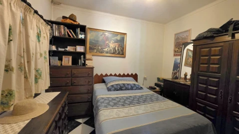 Moradia T7 para Venda em Serra e Junceira