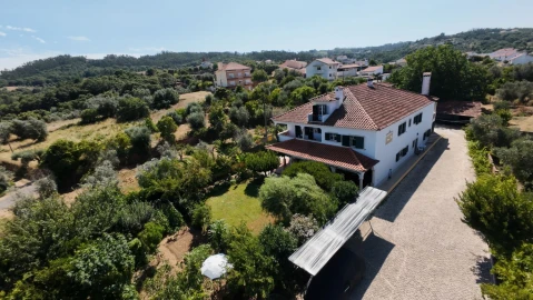 Moradia T7 para Venda em Serra e Junceira