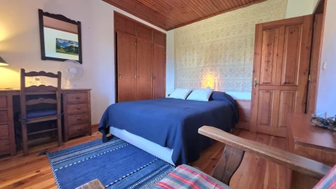 Moradia T7 para Venda em Serra e Junceira