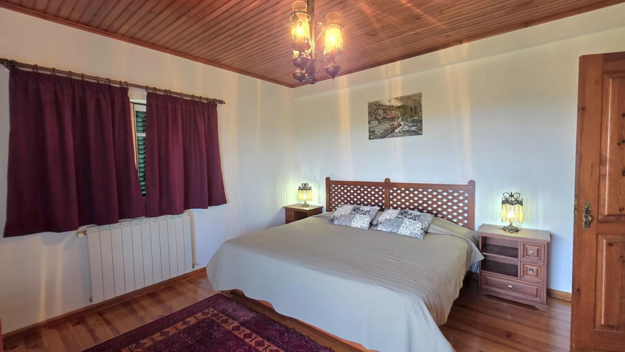 Moradia T7 para Venda em Serra e Junceira Foto 37