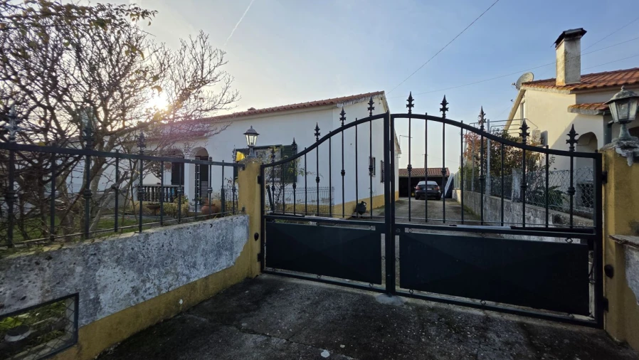 Moradia T3 para Venda em São Pedro de Tomar Foto 7