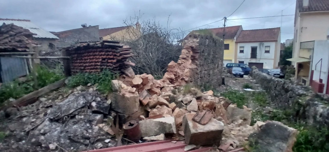 Moradia T2 para Venda em Assentiz Foto 20