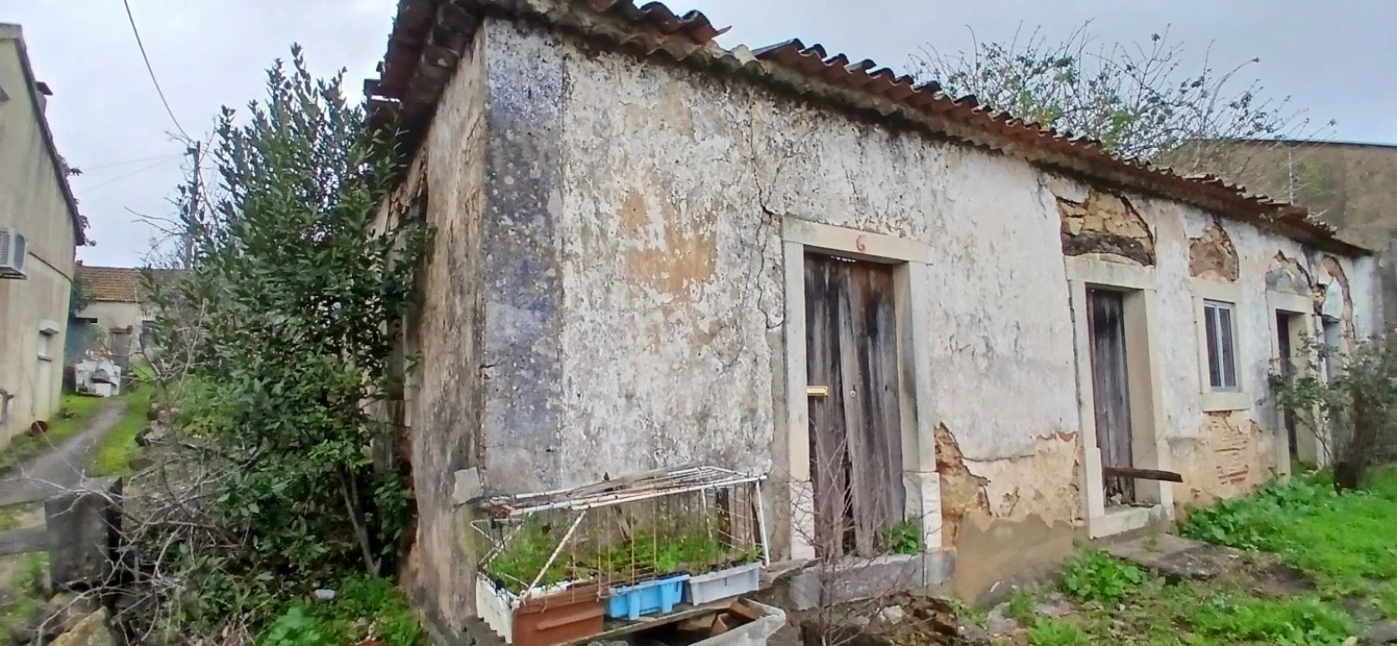 Moradia T2 para Venda em Assentiz Foto 1