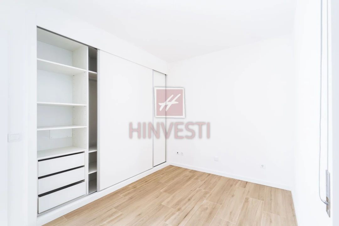 Moradia T4 para Venda em Monte Redondo e Carreira Foto 26