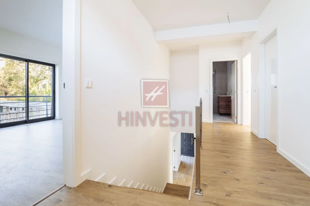 Moradia T4 para Venda em Monte Redondo e Carreira Foto 34