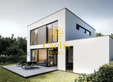 Moradia T3 para Venda em Estreito de Camara de Lobos