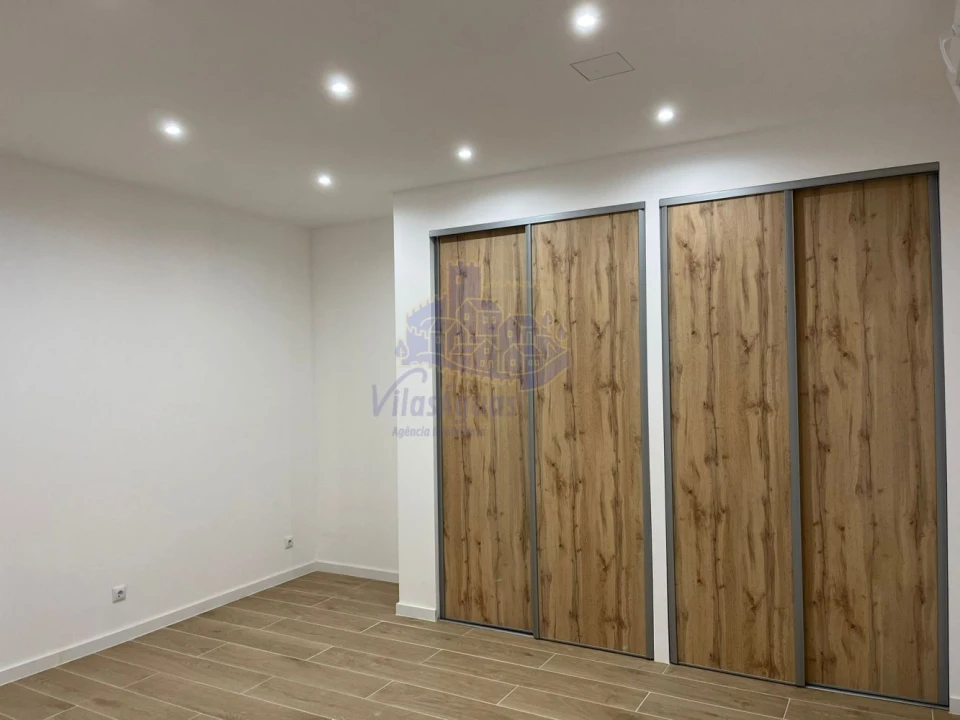 Apartamento T2 para Venda em Silves Foto 8