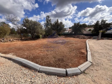 Terreno para Venda em Silves