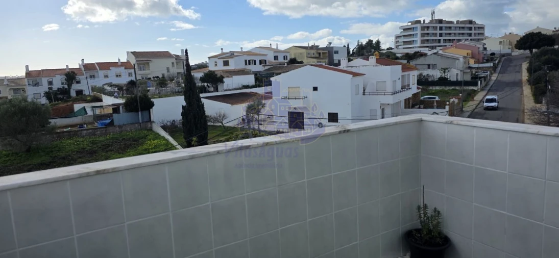 Apartamento T3 para Venda em Estômbar e Parchal Foto 13