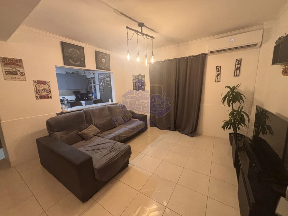 Apartamento T3 para Venda em Estômbar e Parchal Foto 1