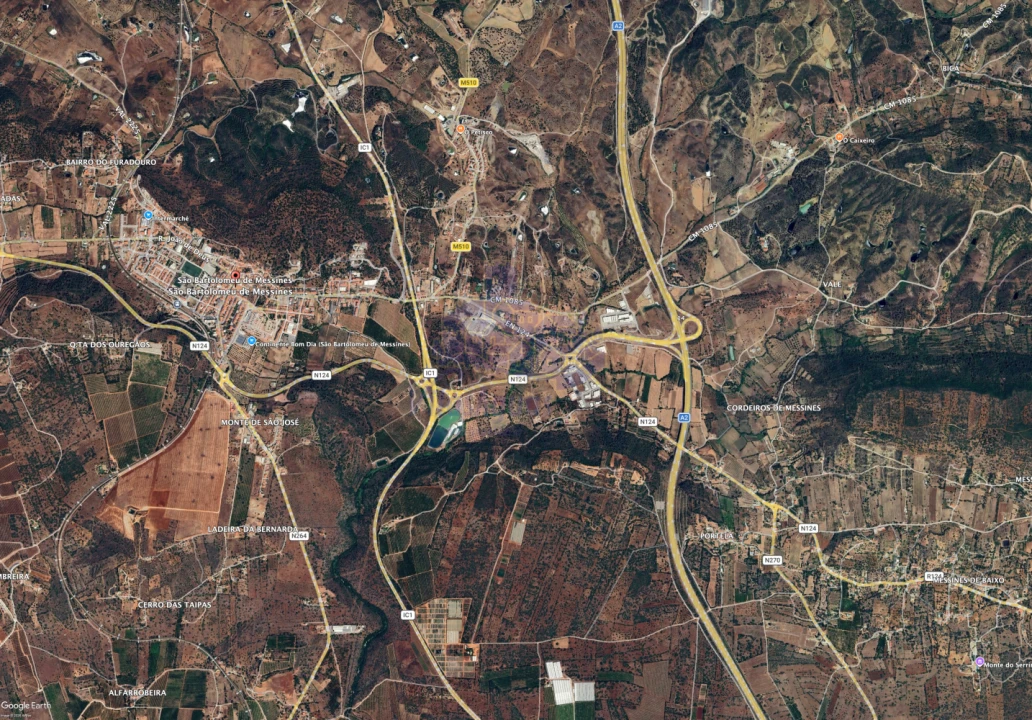 Loja para Venda em São Bartolomeu de Messines Foto 3