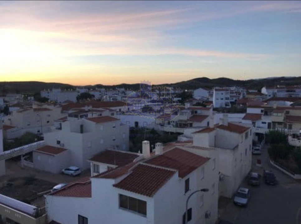 Apartamento T2 para Venda em Silves Foto 9