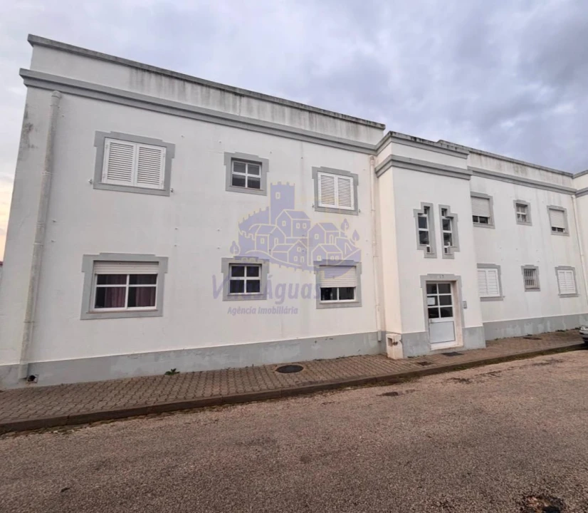 Apartamento T3 para Venda em Silves Foto 1
