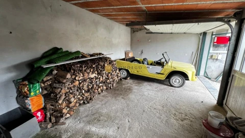 Moradia T4 para Venda em Brasfemes