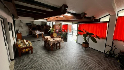 Moradia T4 para Venda em Brasfemes