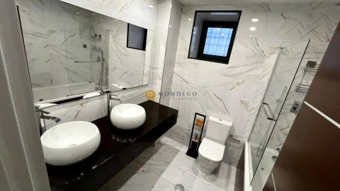 Moradia T4 para Venda em Trouxemil e Torre de Vilela