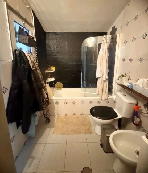 Moradia T2 para Venda em Trouxemil e Torre de Vilela