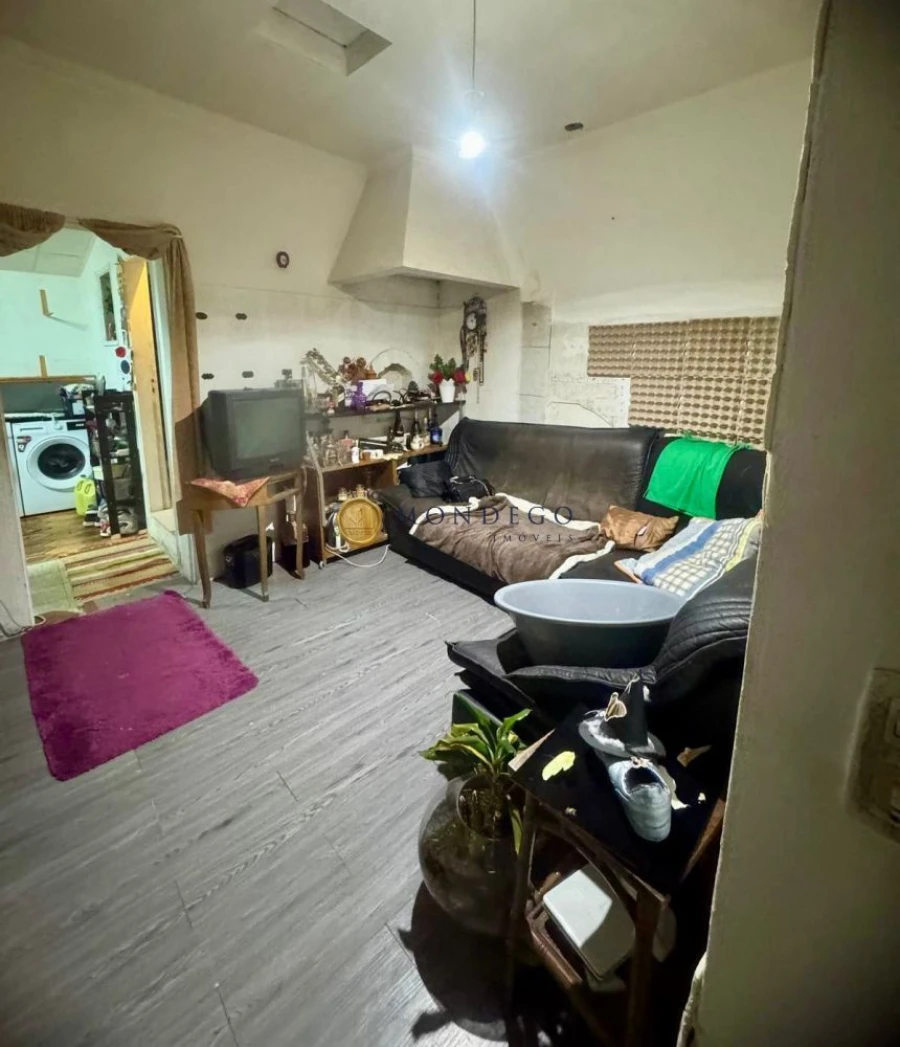 Moradia T2 para Venda em Trouxemil e Torre de Vilela Foto 9