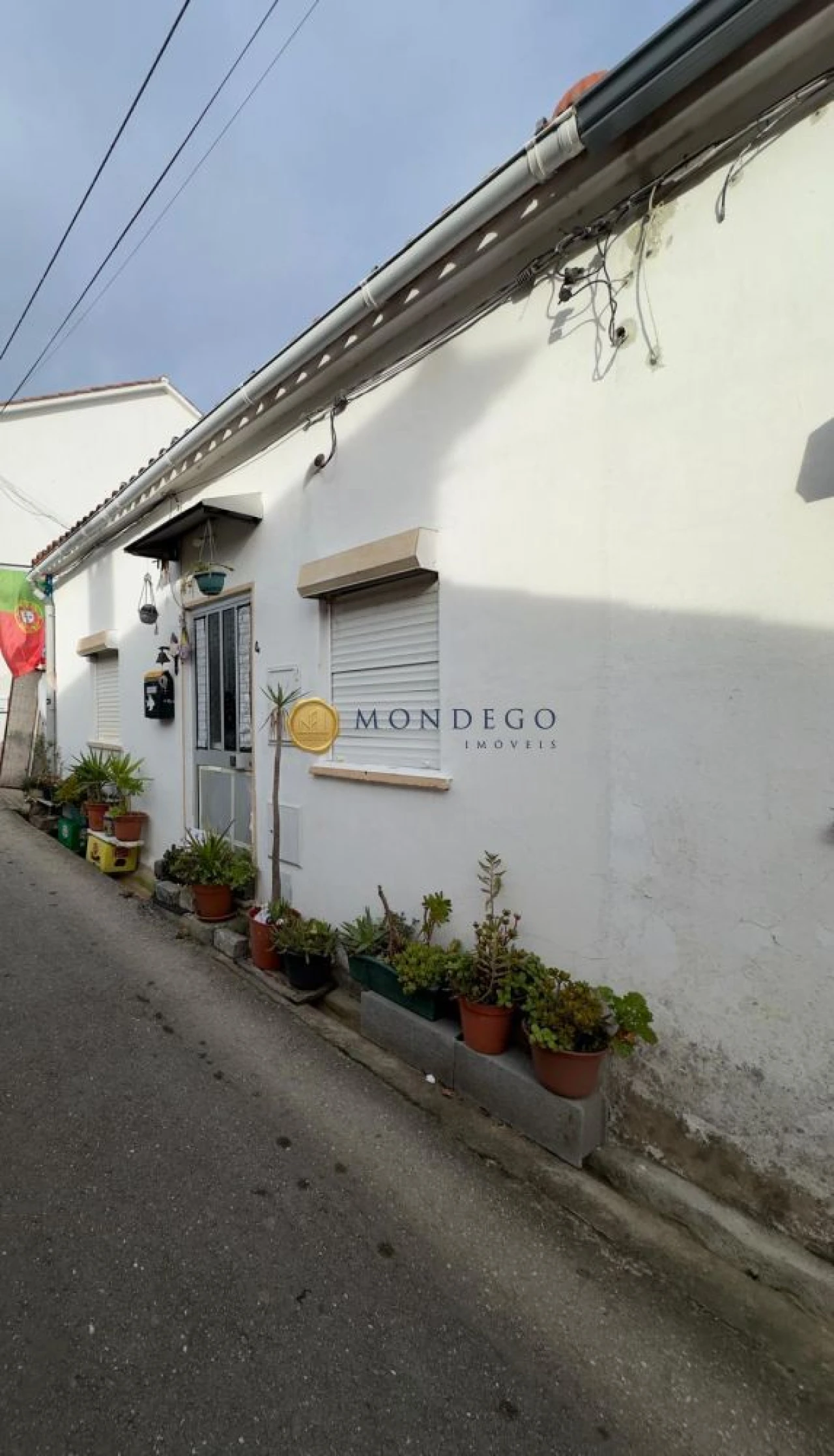 Moradia T2 para Venda em Trouxemil e Torre de Vilela Foto 2